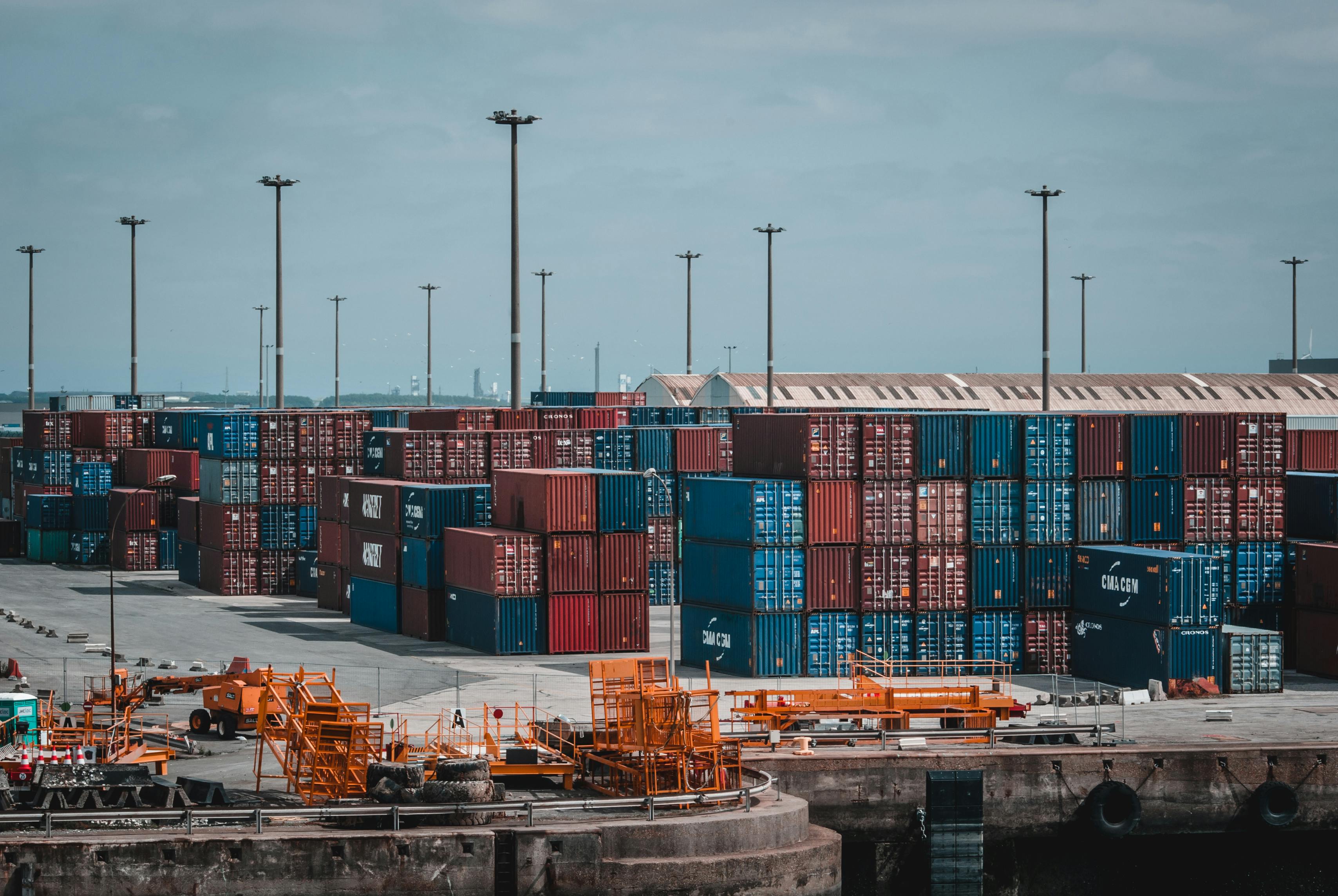 Container operation at port
